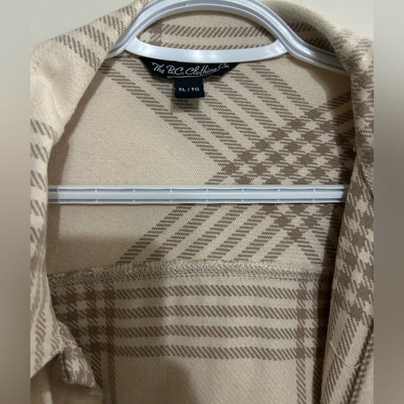Plaid Beige Jacket - Picture 3 of 3